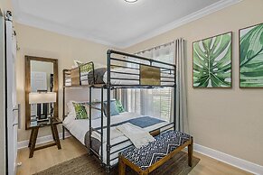 8 BR Heated Pool & Soccer Field