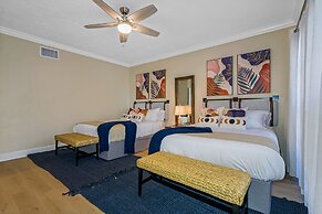 8 BR Heated Pool & Soccer Field