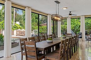 8 BR Heated Pool & Soccer Field