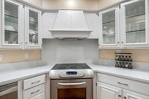 8 BR Heated Pool & Soccer Field