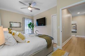 8 BR Heated Pool & Soccer Field