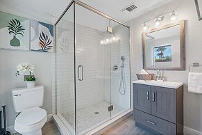 8 BR Heated Pool & Soccer Field