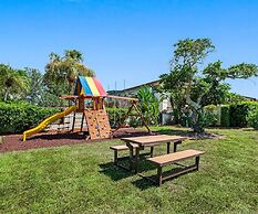 8 BR Heated Pool & Soccer Field