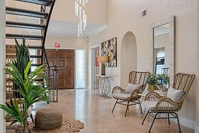 8 BR Heated Pool & Soccer Field