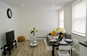 Remarkable 2-bed Apartment in Chelmsford