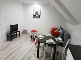 Remarkable 2-bed Apartment in Chelmsford