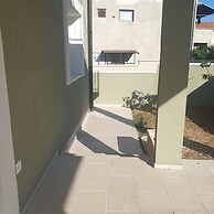 Captivating 3-bed Apartment in Vodice