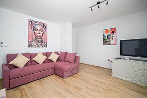 Captivating 3-bed Apartment in Vodice