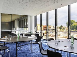Novotel Devonport