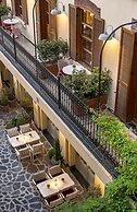 Ecole St Pierre Hotel