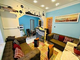 La Maison Bleue