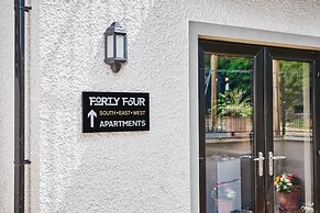 Forty Four North