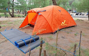 PANTAI AYUNAN CAMP GOA CEMARA