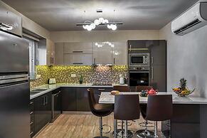City Gem Apartment