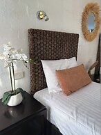 Mallacoota Hotel Motel