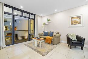 Eden on the Bay 150 by HostAgents