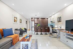 Eden on the Bay 150 by HostAgents