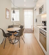 Liiiving - Sweet Sunlight Apartment