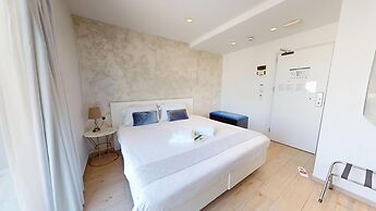 G Hotel by JL