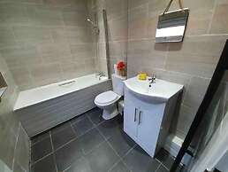 Lovely 3-bed Apartment in Coventry