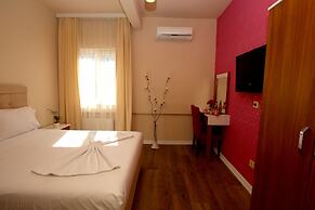 Senyor Garden Hotel