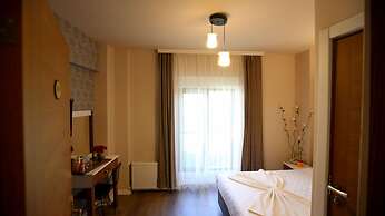 Senyor Garden Hotel