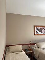 Hotel Vicente Lopez