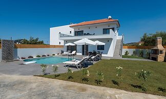 Villa Agalliu