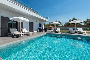 Villa Agalliu