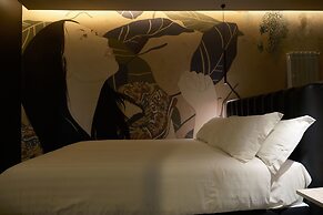 LAMBERTI BOUTIQUE HOTEL