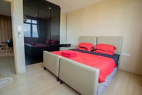 118 ROBBIN'S NEST