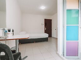 A Hotel Desker