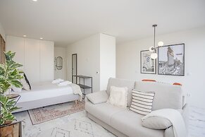 Liiiving - Luxury Gallery Apartment II