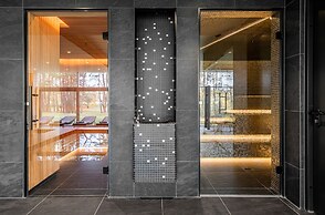 ESE  Hotel