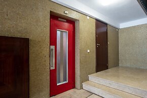 Alegria City Center With Elevator by Vacationy