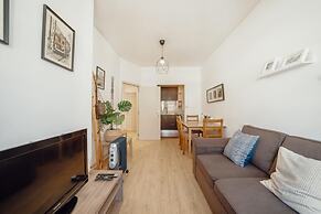 Alegria City Center With Elevator by Vacationy