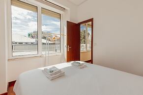 Bright Modern Boavista by Vacationy