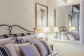Casa Lucky a Modern Lucca Penthouse
