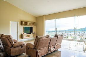 THE VIEW HOTEL