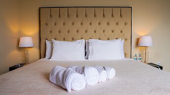 THE VIEW HOTEL