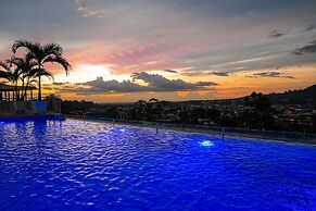 THE VIEW HOTEL