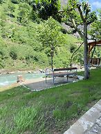 Karadeniz Suit