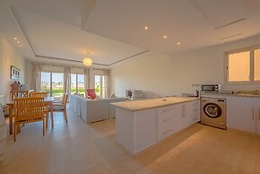 Vesta - Luxury APT I - 2BR - Golf
