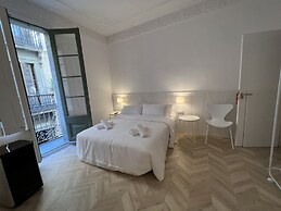THE MO HOUSE GOTIC