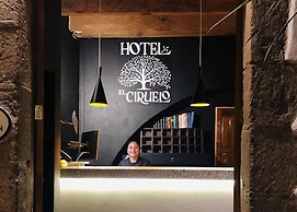 Hotel y Restaurante El Ciruelo