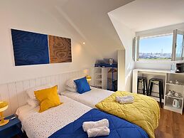 Naval Guest House & Bistrô