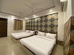 Hotel Motera Inn