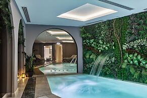 La Fleur Boutique Hotel