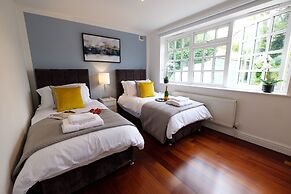 Riverwalk Apartment One