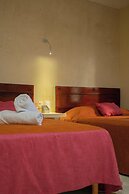 hotel y hostal nojoch che
